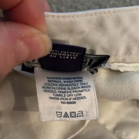 Lands End Ladies Khaki Weekender Shorts - Freshly Laundered- Gently worn Sz 16 - Picture 7 of 13